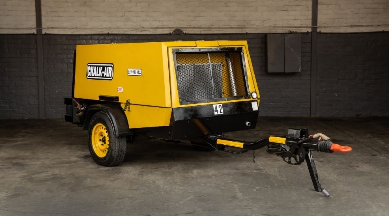 Chalk Air Diesel Compressor 250 CFM 8 Bar2